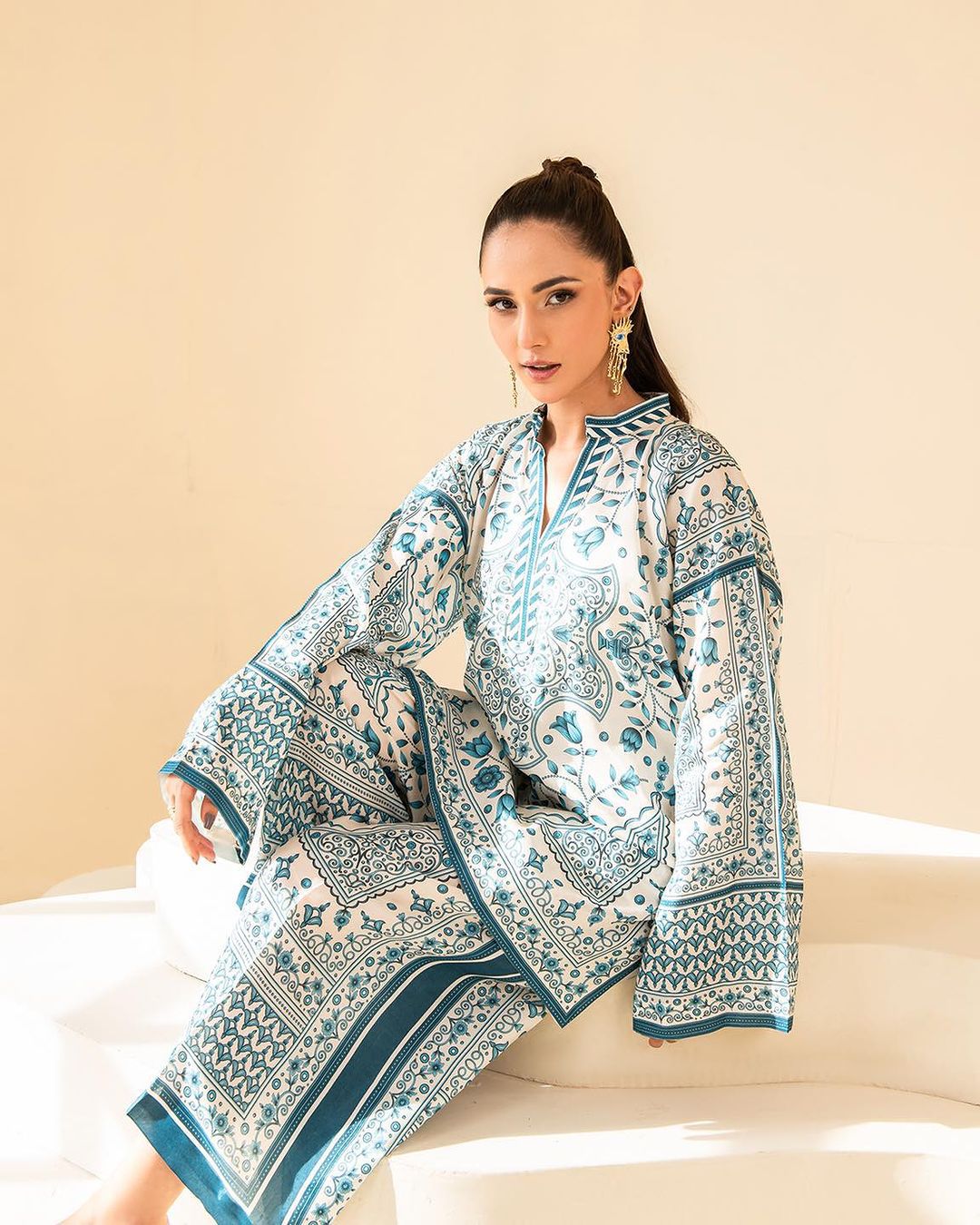 "Blue & White Printed Shalwa Kameez "