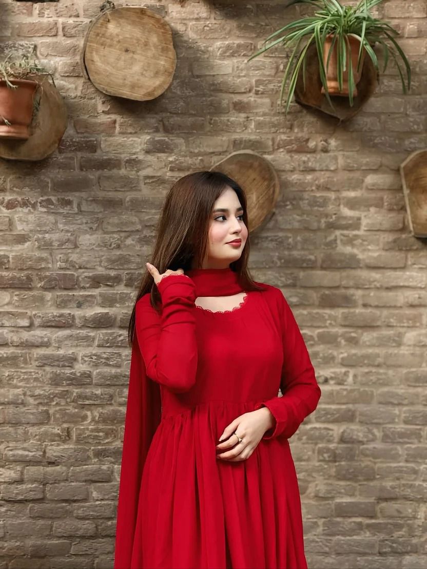 Red long maxi three piece