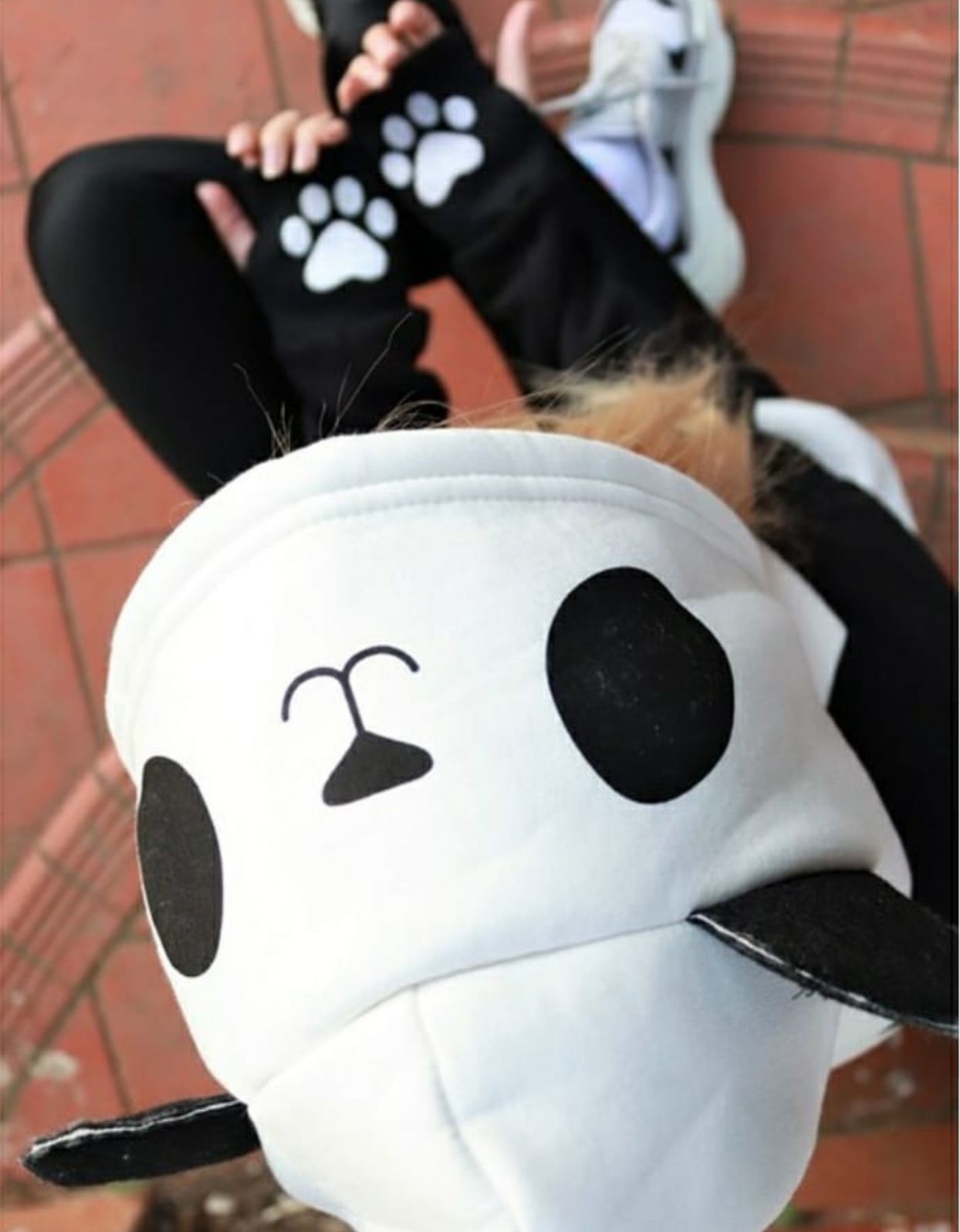Meo Hoodie