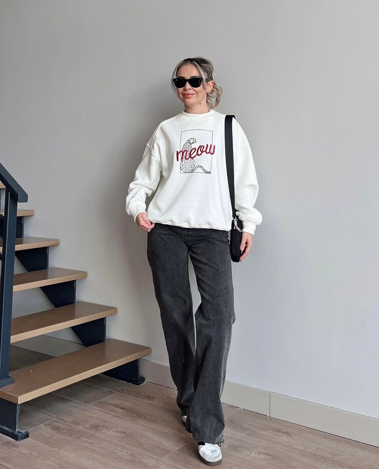 MEOW SWEAT SHIRT