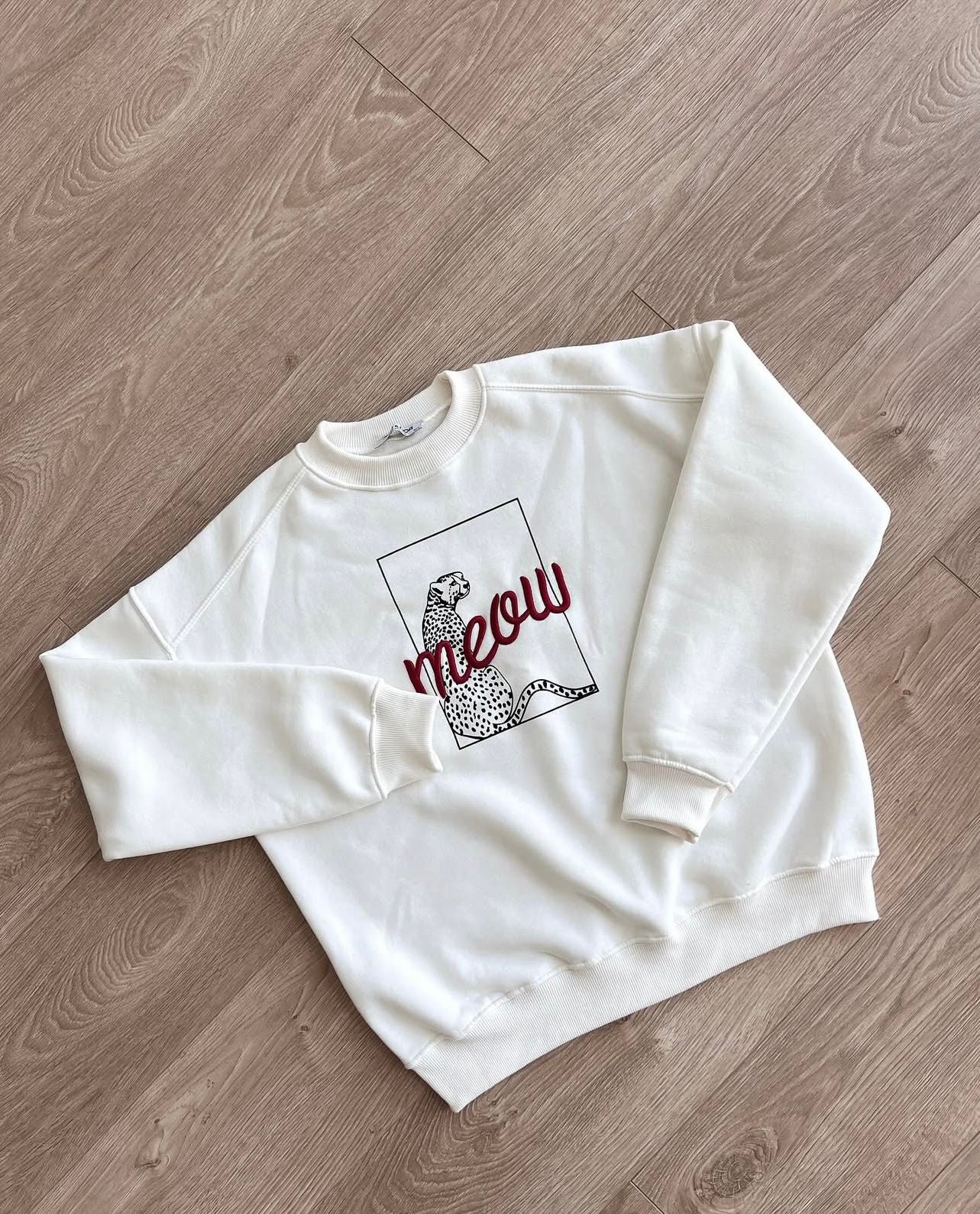 MEOW SWEAT SHIRT