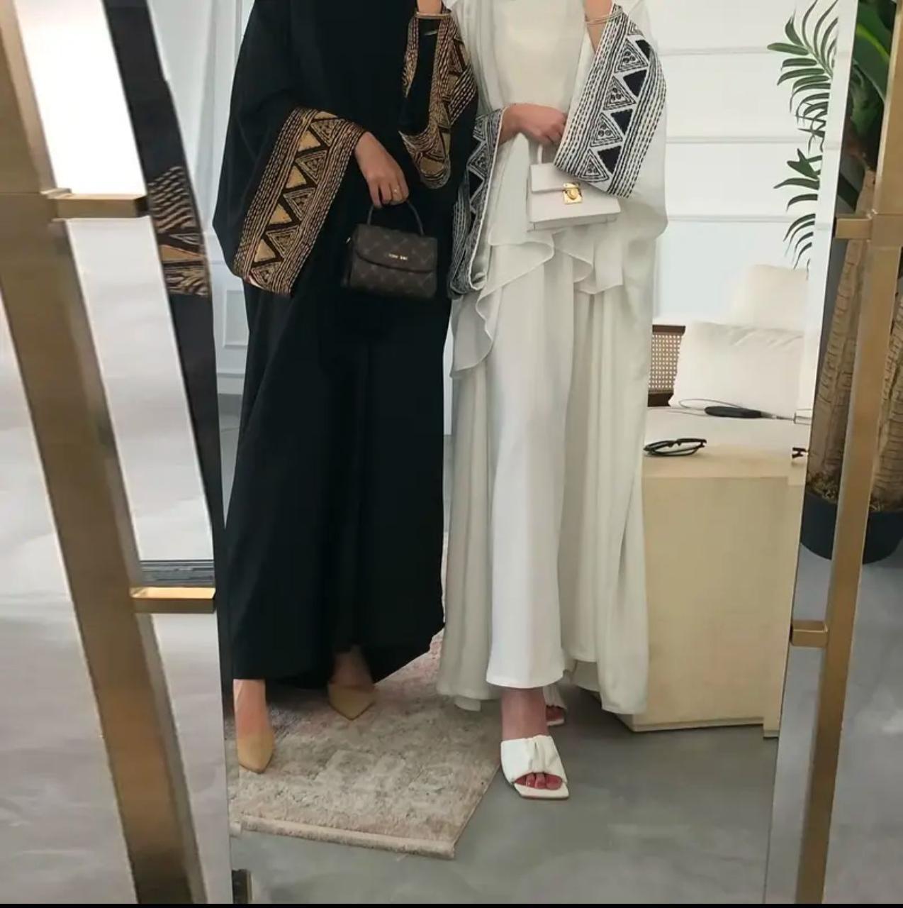 Graceful Embroidery Abaya
