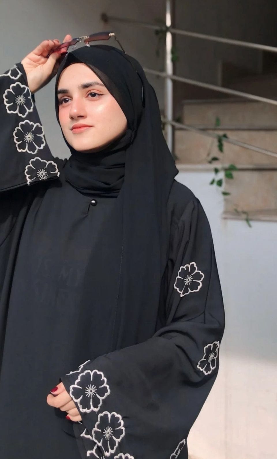 White Floral Sleeves Embroidery Abaya