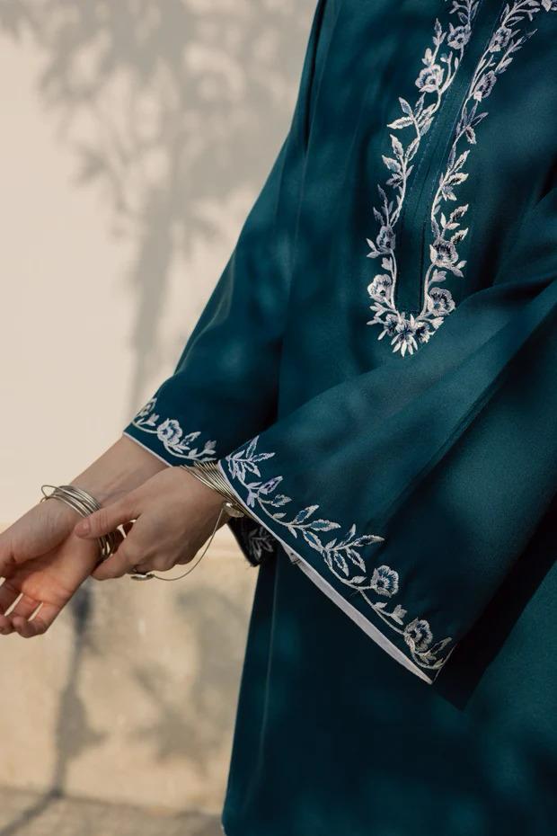 Teal Embroidered Kurta With White Floral Embroidered Shalwar