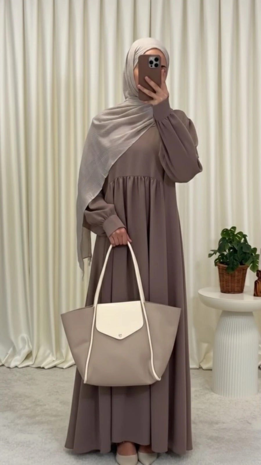 Velour Abaya
