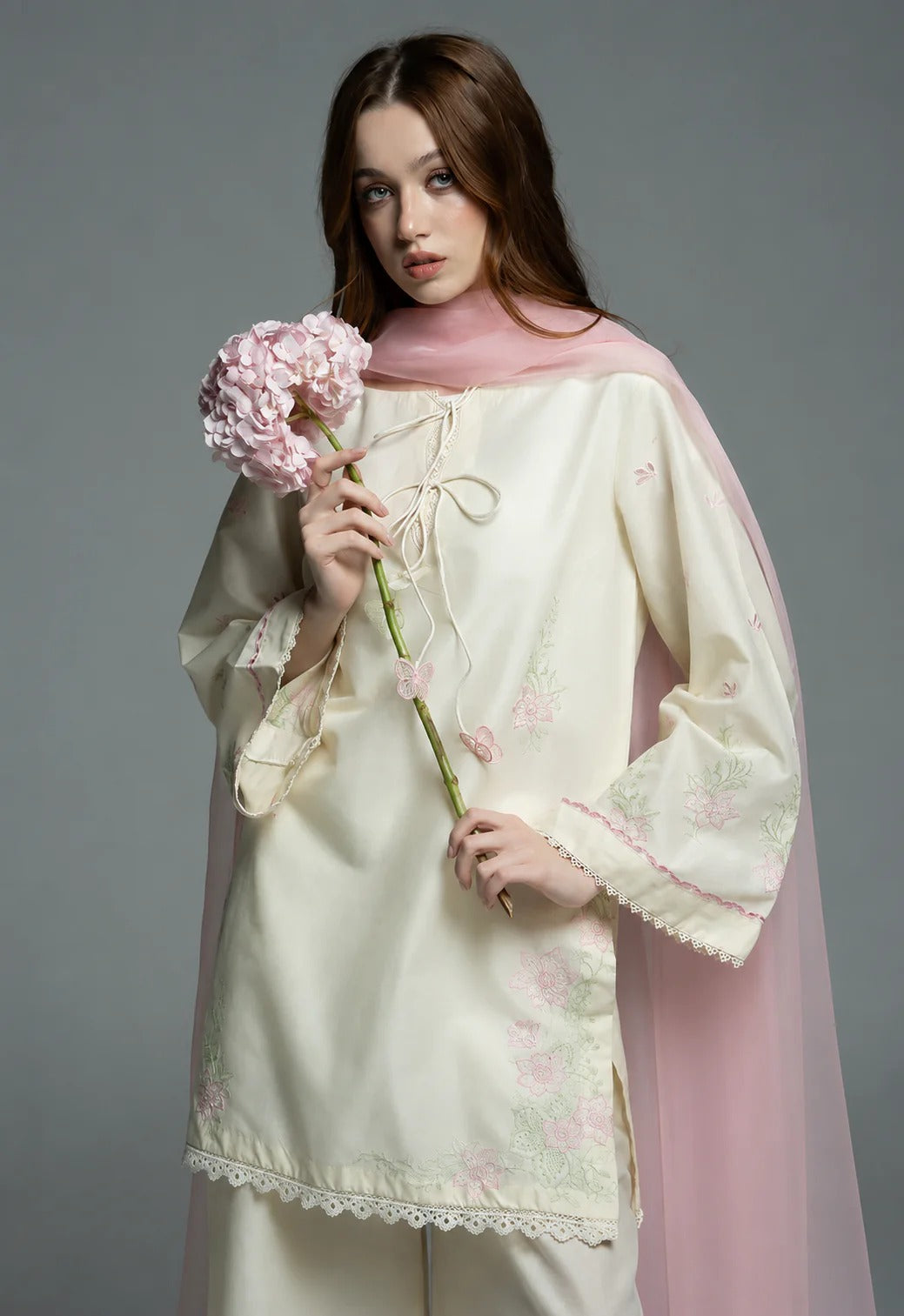 Ivory Floral Set With pink Dupatta