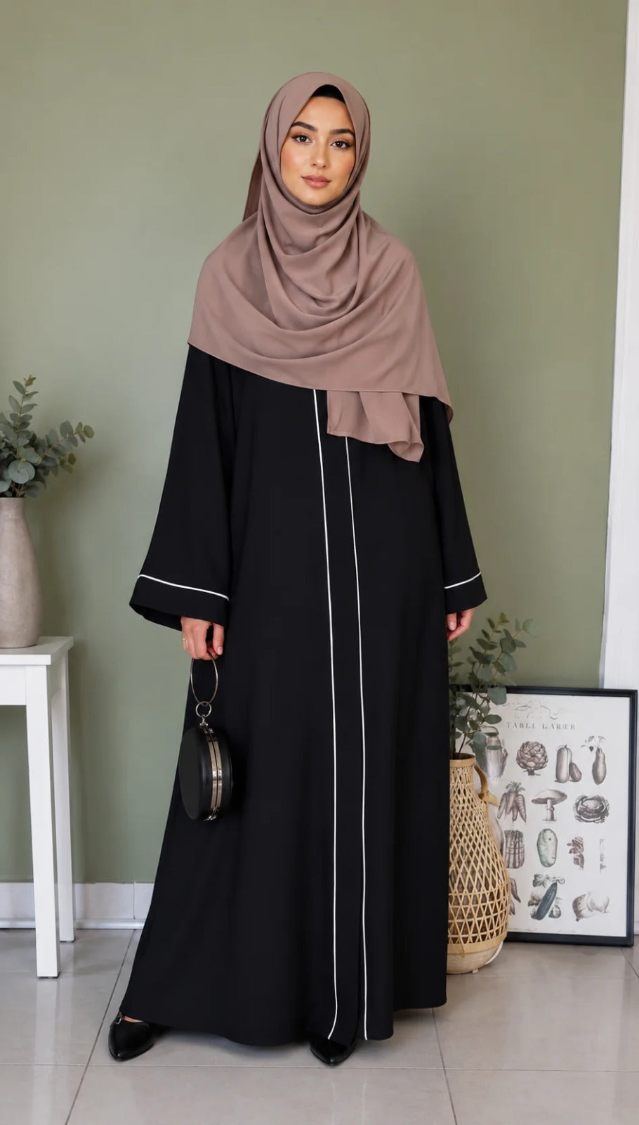 Black Piping Front _Open Abaya🖤🤍