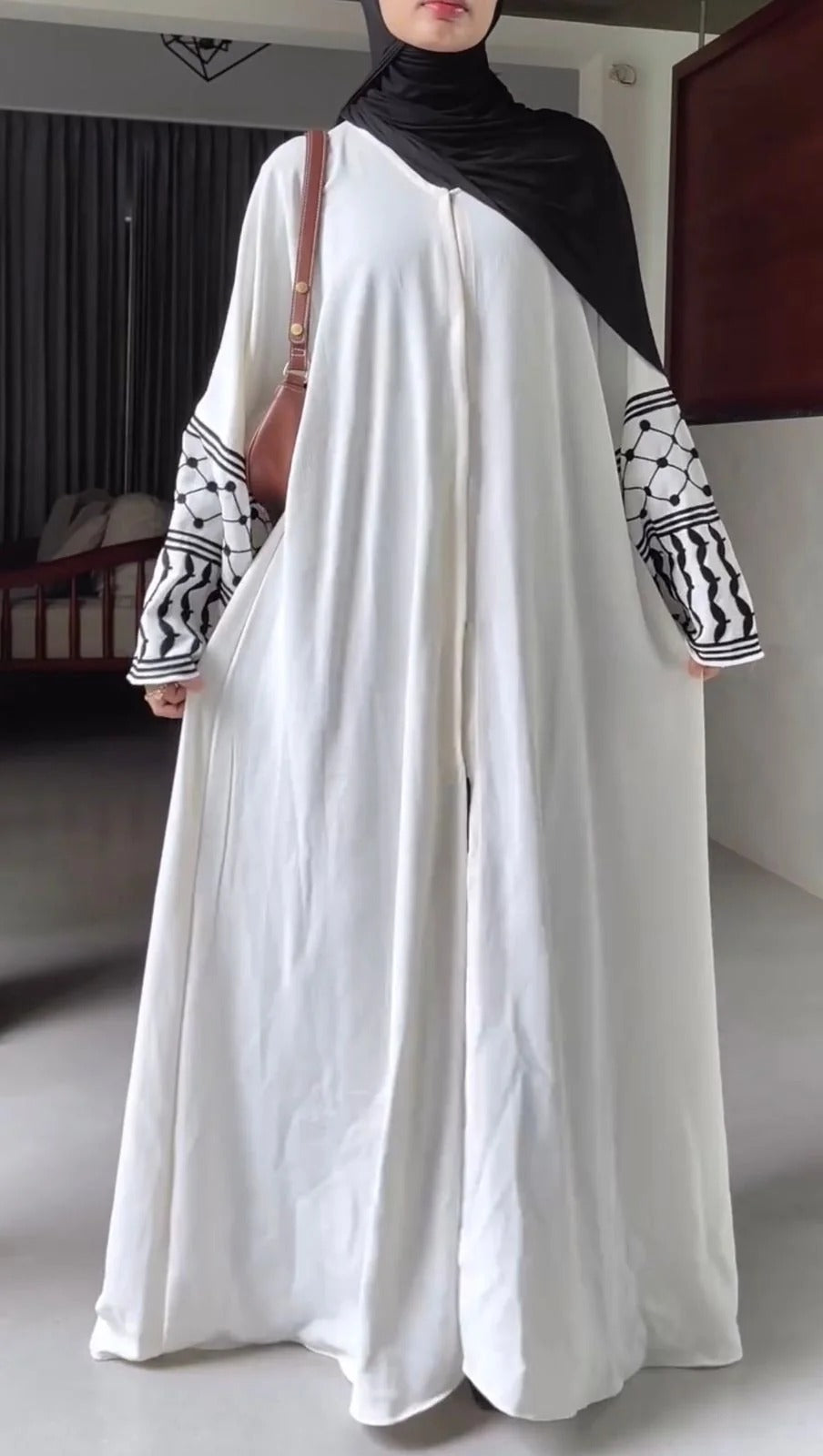 Al_Lamsa Abaya