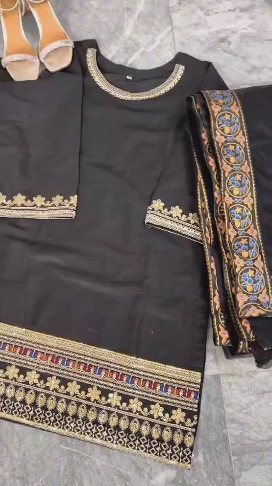 Sequence Zarri Embroidered 3Pcs